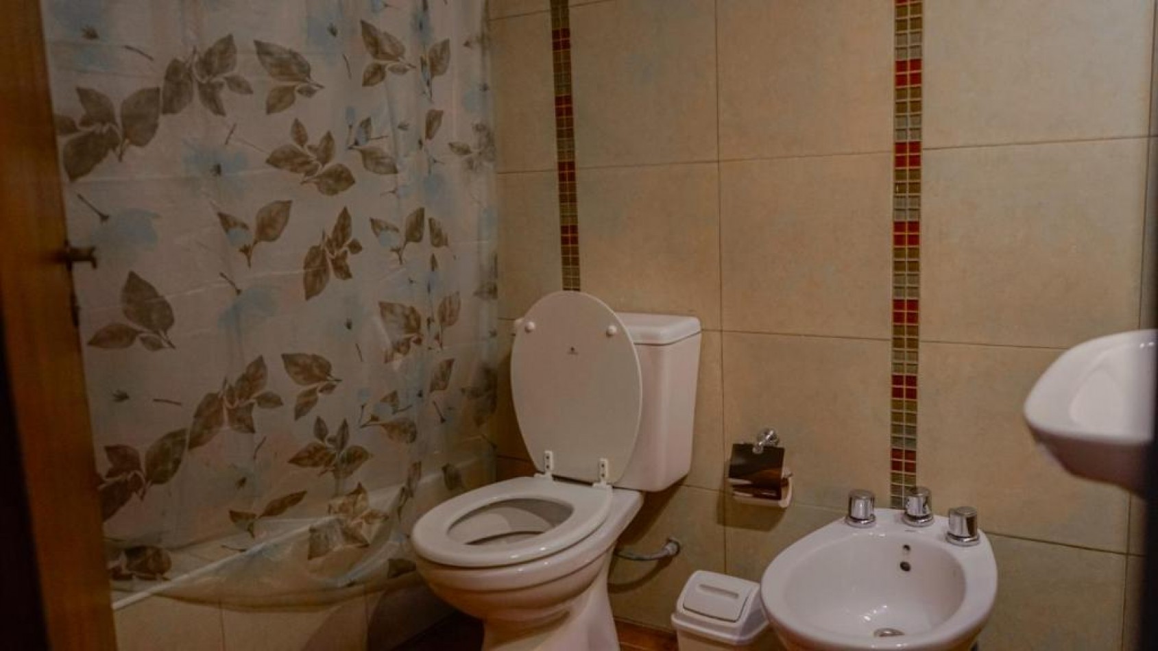 Departamento con local Comercial OPORTUNIDAD