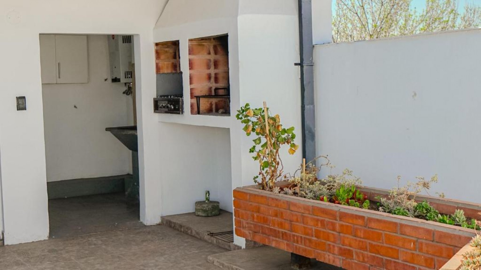 Departamento con local Comercial OPORTUNIDAD