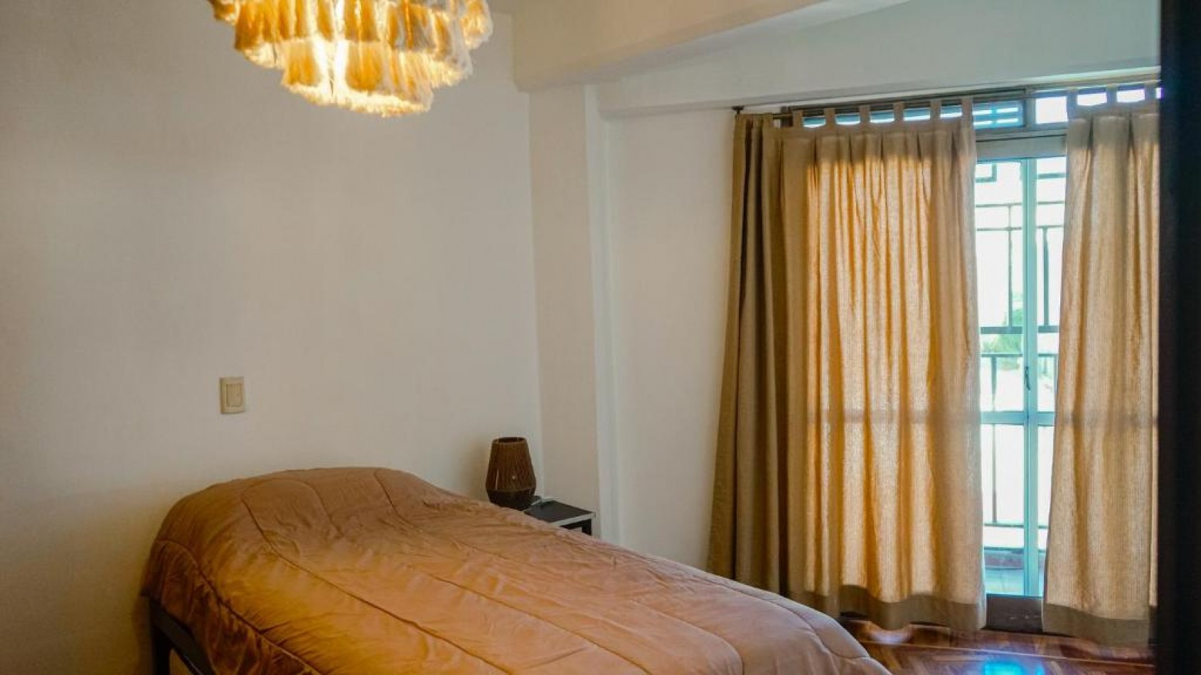 Departamento con local Comercial OPORTUNIDAD