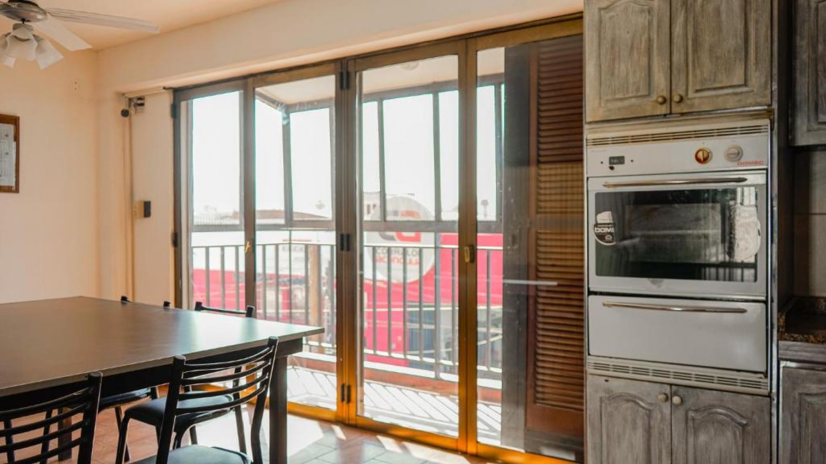 Departamento con local Comercial OPORTUNIDAD