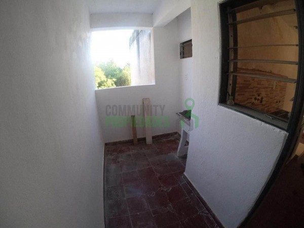 Venta  dpto Villa Palacios.3 Dorm, living comedor, cocina, lavadero.3er piso. ESCRITURADO. Excel Ubic