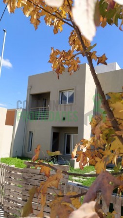 VENTA DUPLEX 3 DORMITORIOS ESTACION ALVARADO