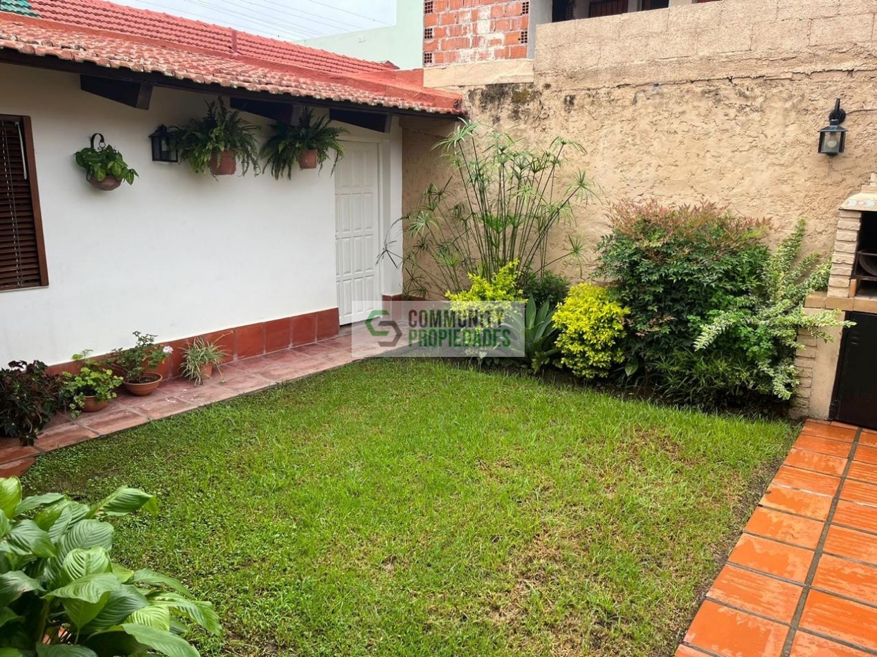 CASA EN VENTA BARRIO BANCARIO