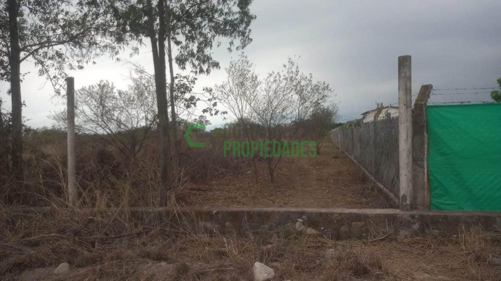 SE VENDE 1 Hectarea en El encon a 200 mts de RN 51