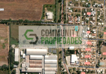 El Carril, en la entrada del pueblo inmejorable zona!!